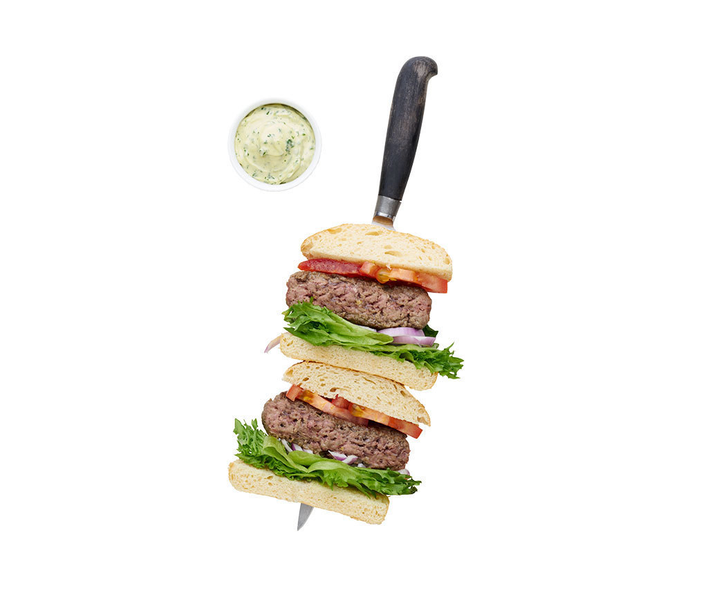 Burger med basilikumaioli