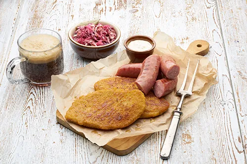 Oktoberfest - Svinesnitzel og pølse med eple- og whiskysaus