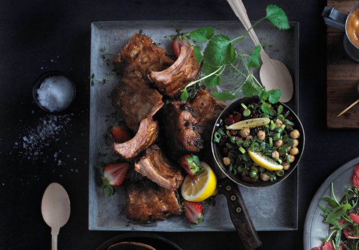 Spareribs med glace og bønnesalat