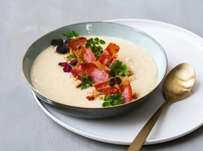 Jordskokksuppe med sprøstekt Coppa fra Tynset
