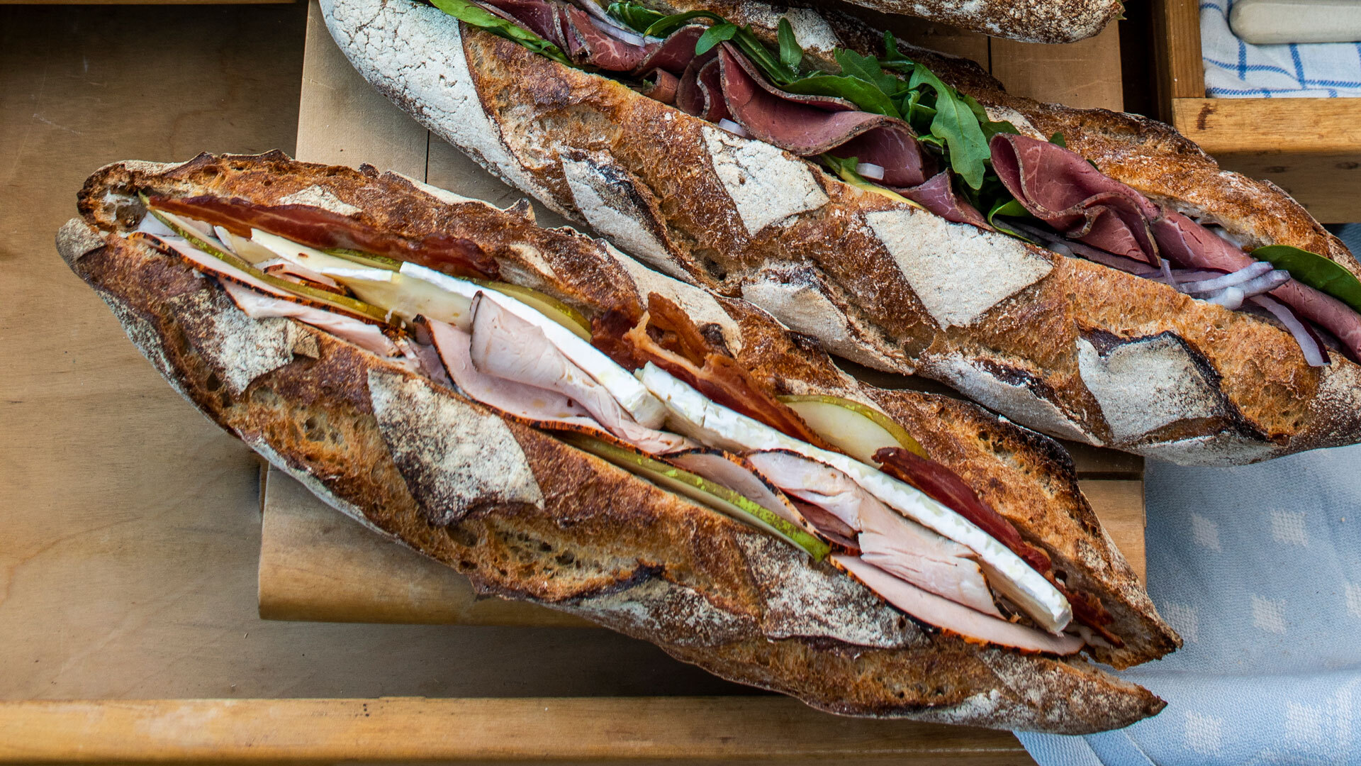 Bakerifristelser Baguetter kalkunfiletbrie