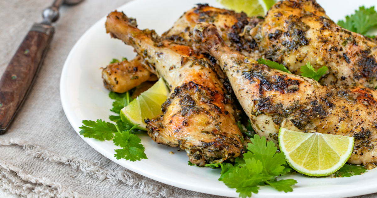 Kyllinglår med asiatisk coleslaw og ingefær- og… | Nortura PROFF