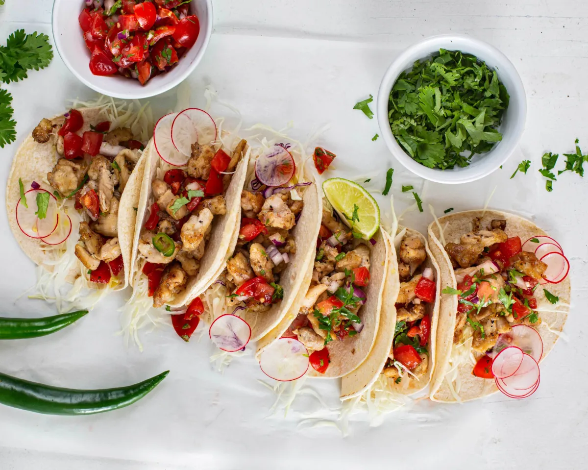 Taco med kylling og salsa