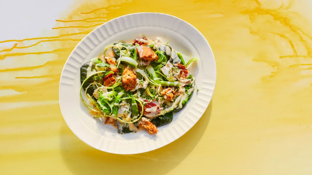 Sommersalater C ªsarsalat med kalkun og bacon kopi