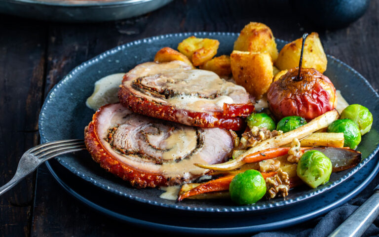 Engelsk inspirert julerett med Porchetta