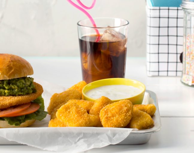 Nuggets med rømmedressing