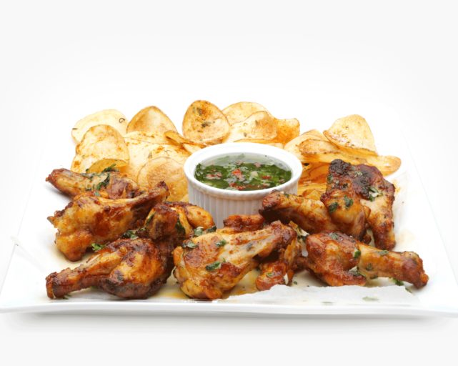 Kyllingklubber med chimichurri og hjemmelaget potetgull